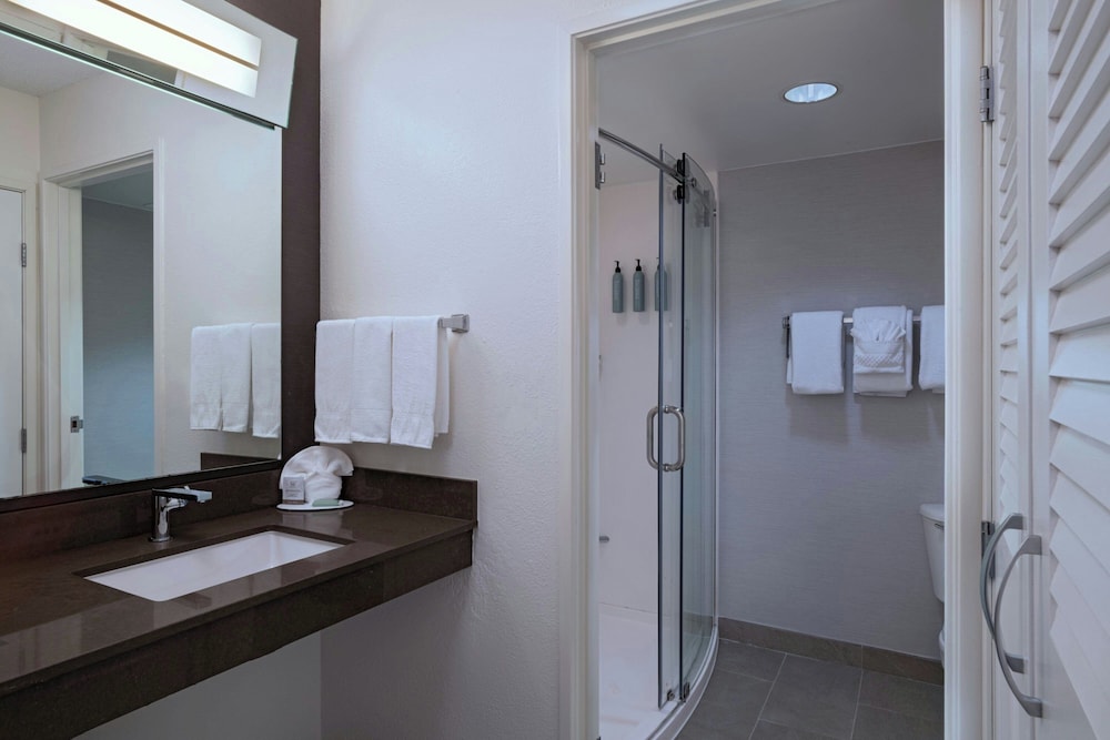 Courtyard by Marriott Austin The Domain Area - photo 16