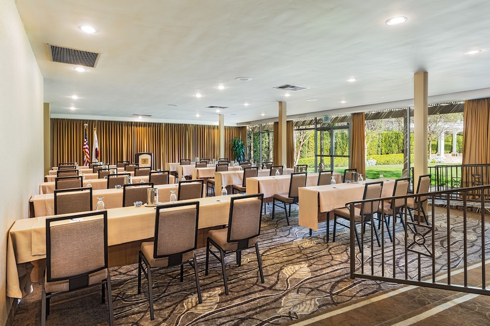 Handlery Hotel - photo 31