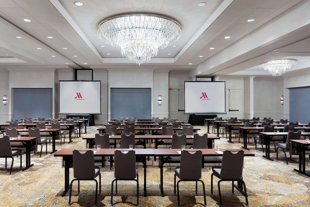 Marriott Lexington Griffin Gate Golf Resort & Spa - photo 126
