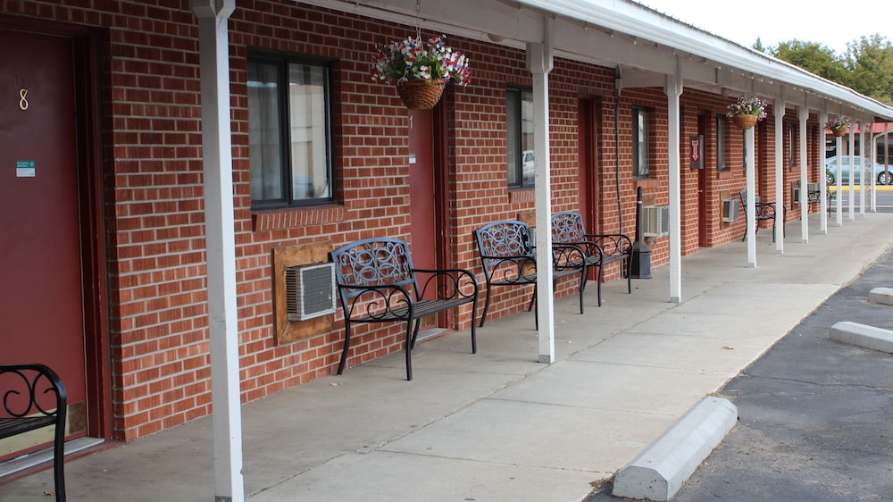 Ontario Inn - photo 34