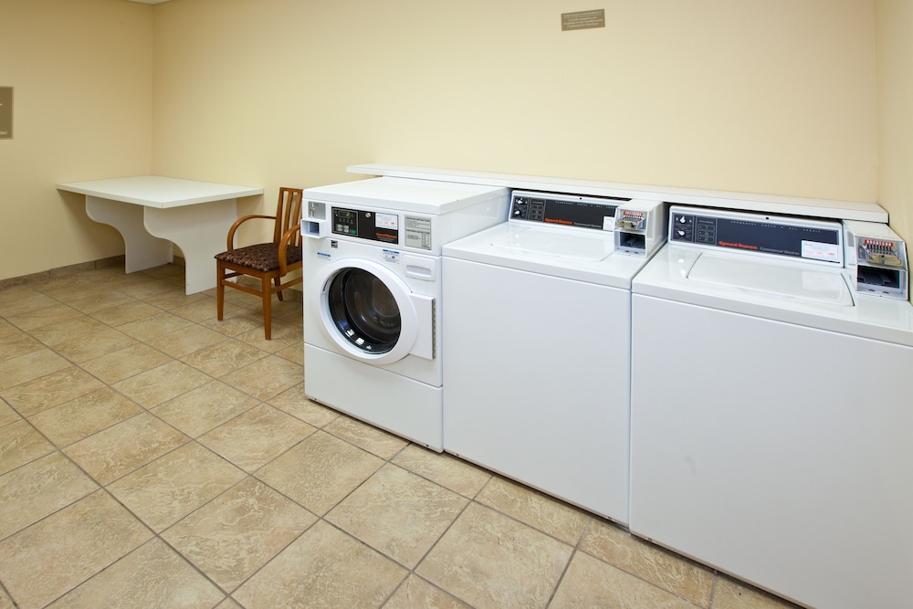 Candlewood Suites Lafayette by IHG - photo 20