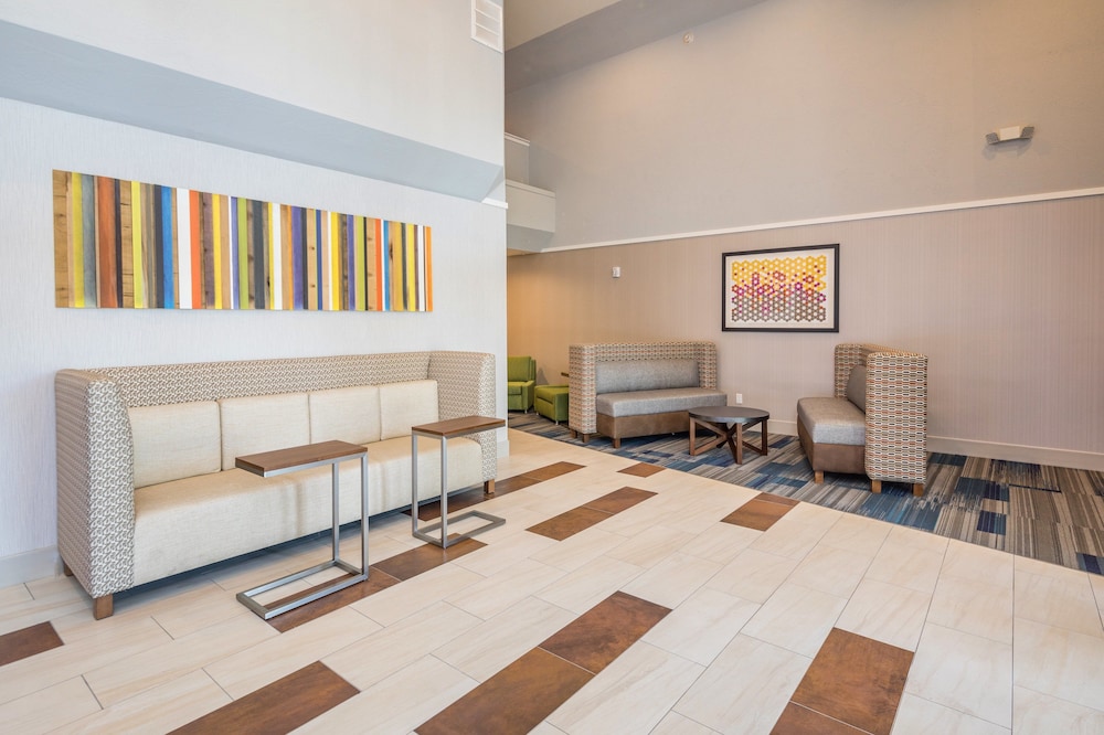 Holiday Inn Express Sunnyvale Silicon Valley by IHG - photo 64