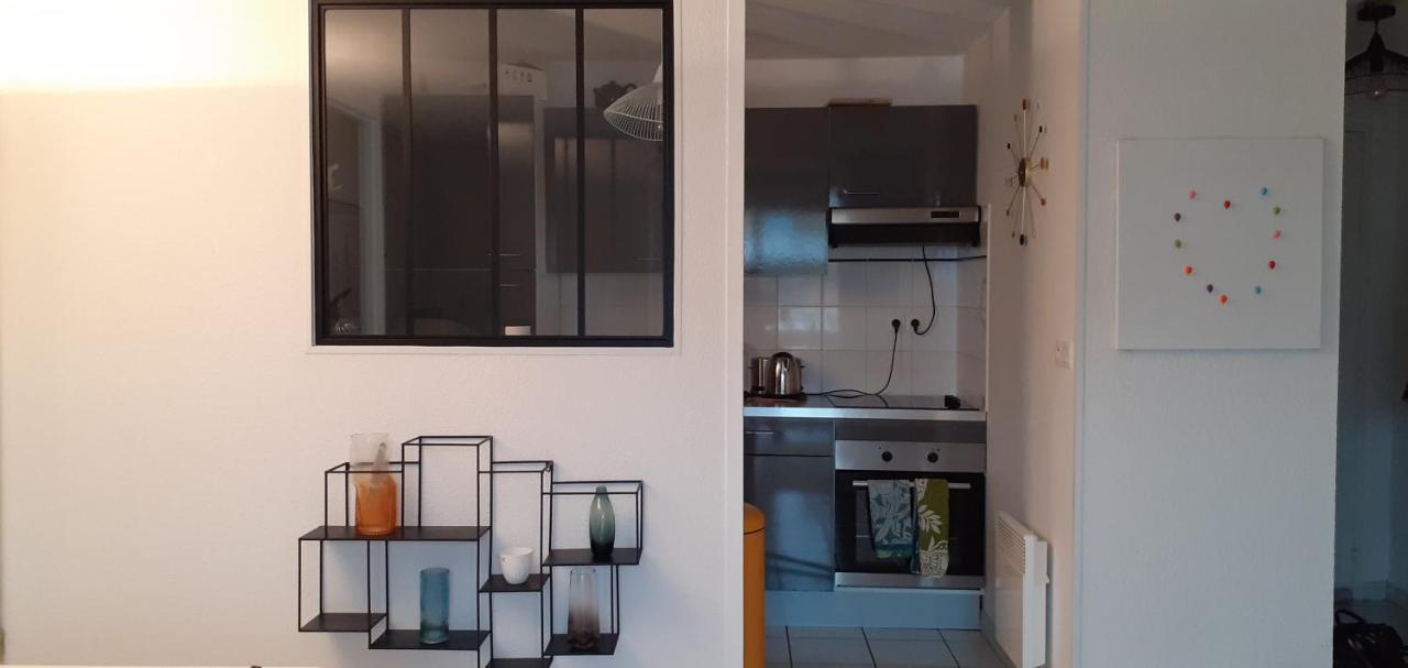 Appartement Avec Grand Balcon Sud Et Parking Prive — 4-Star Luxury Hotel in Saint-Brieuc, France
