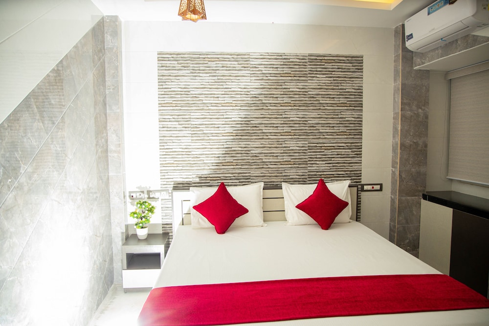 Hotel Ganesh Palace - carbon neutral hotel in Rameswaram
