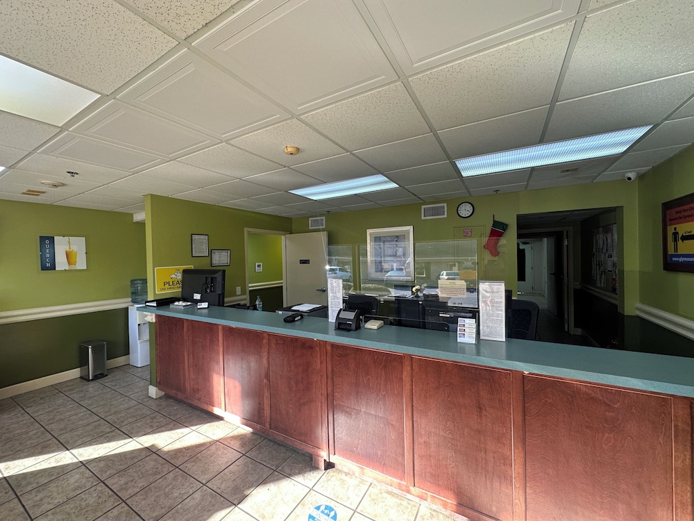 Guest Cottage And Suites - photo 2