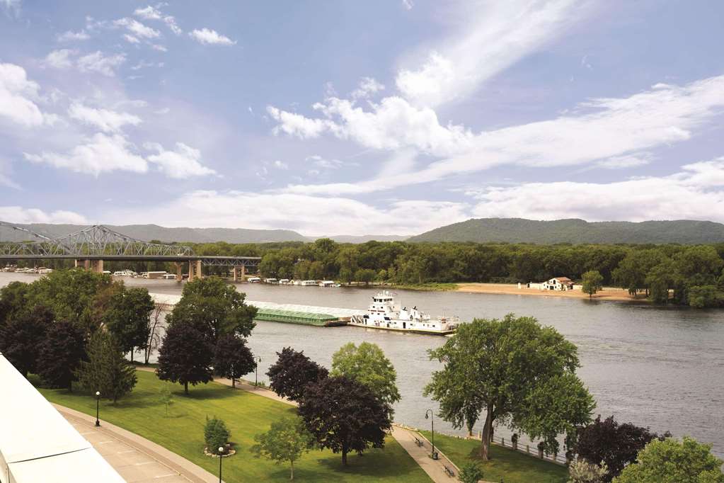 Radisson Hotel La Crosse - photo 3