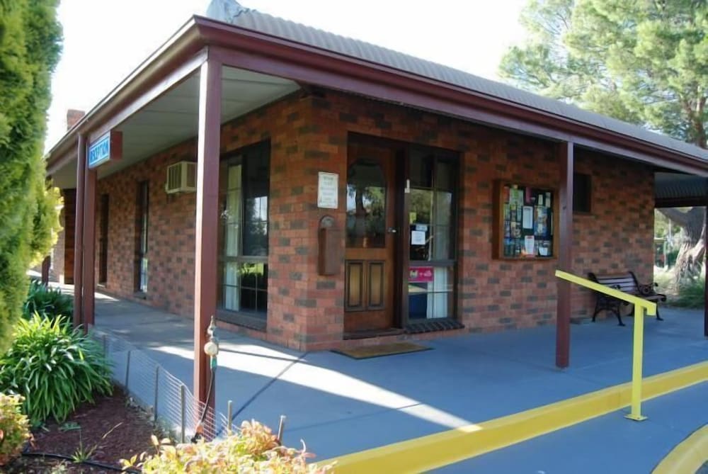 Sportslander Motor Inn in Moama, Australia