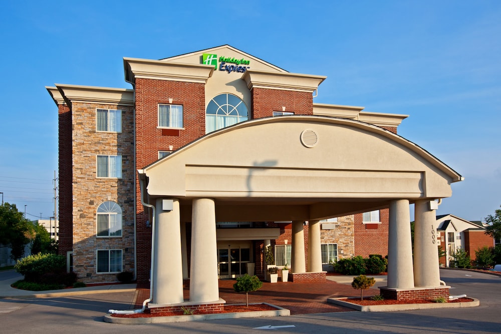 Holiday Inn Express Hotel Suites Lexington Downtown By Ihg — Lexington