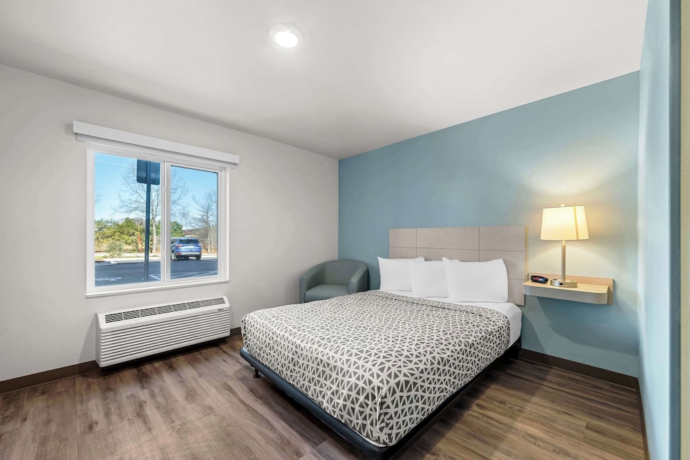 WoodSpring Suites Columbia Irmo - photo 14