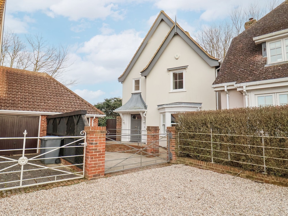 9 Church Farm Rise in Aldeburgh, United Kingdom