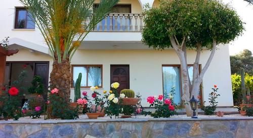 Georgias Apartments