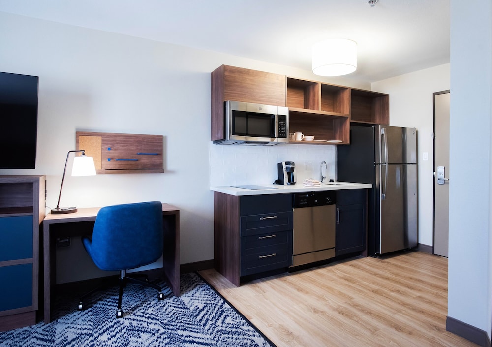 Candlewood Suites Lake Charles Sulphur an IHG Hotel - photo 5