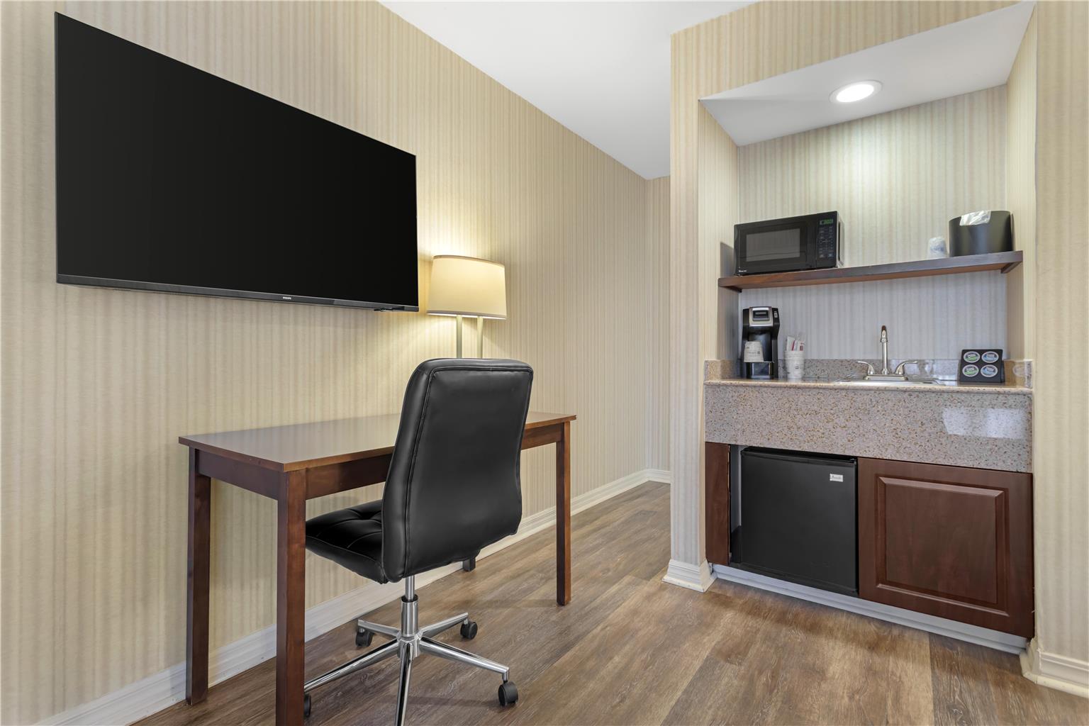 Best Western Plus Big America - photo 36