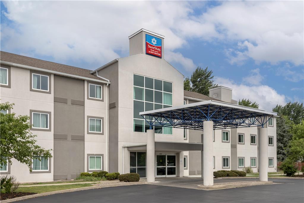 SureStay Plus Hotel by Best Western Niagara Falls East - carbon neutral hotel in Niagara Falls