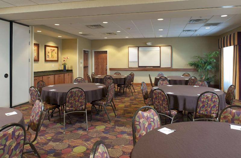 Hampton Inn & Suites Moline Quad City Int'l Aprt - photo 6