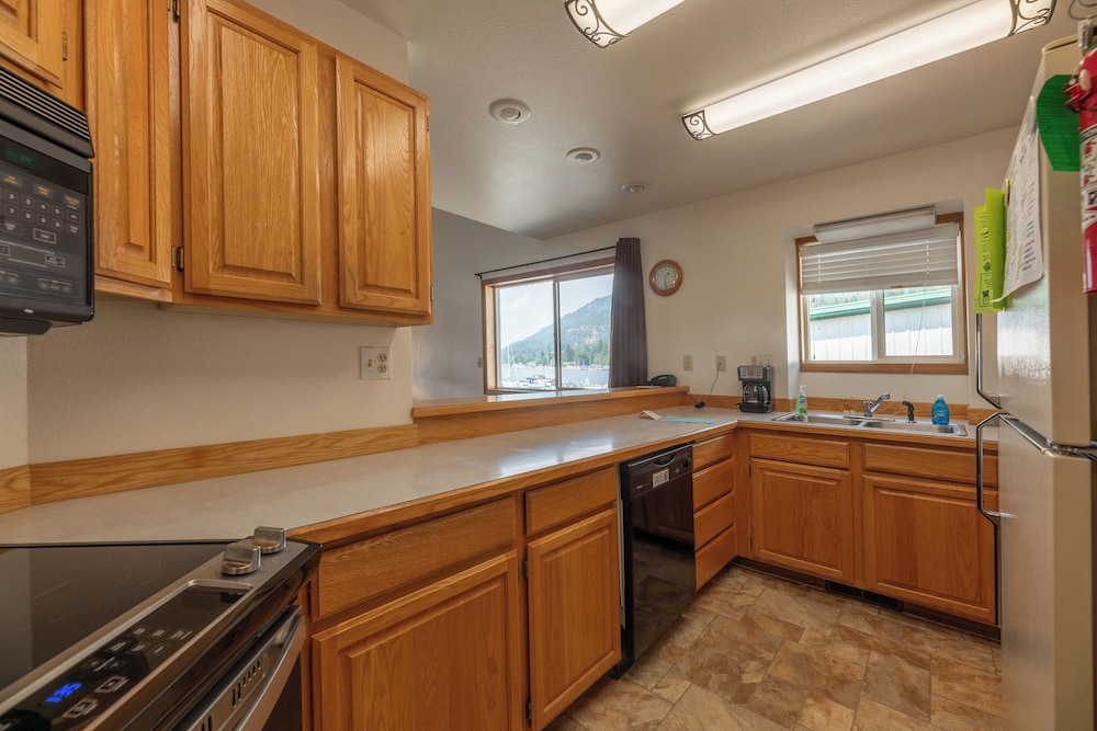 Pend Oreille Shores Resort E26 2 Br Condo - photo 14