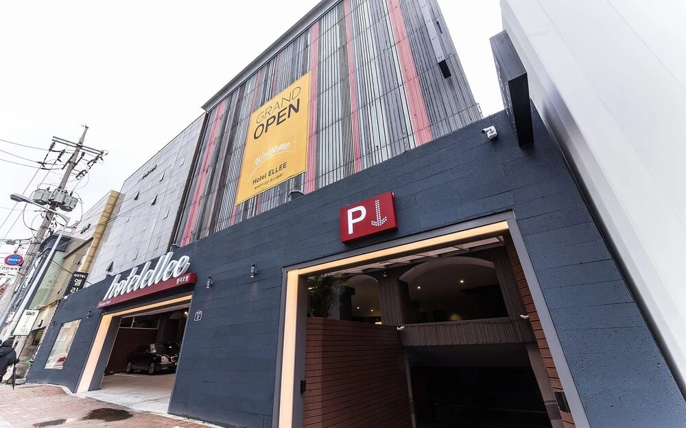 Uijeongbu Ellie in Uijeongbu-Si, South Korea