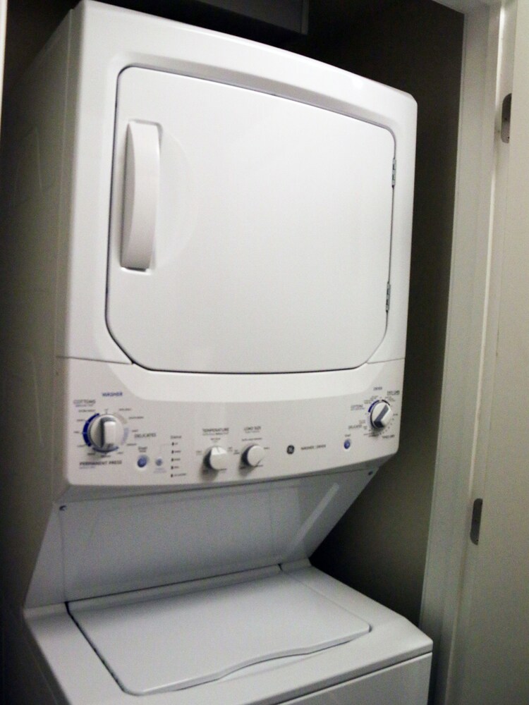 BellaView Suites At CityPlace - photo 14