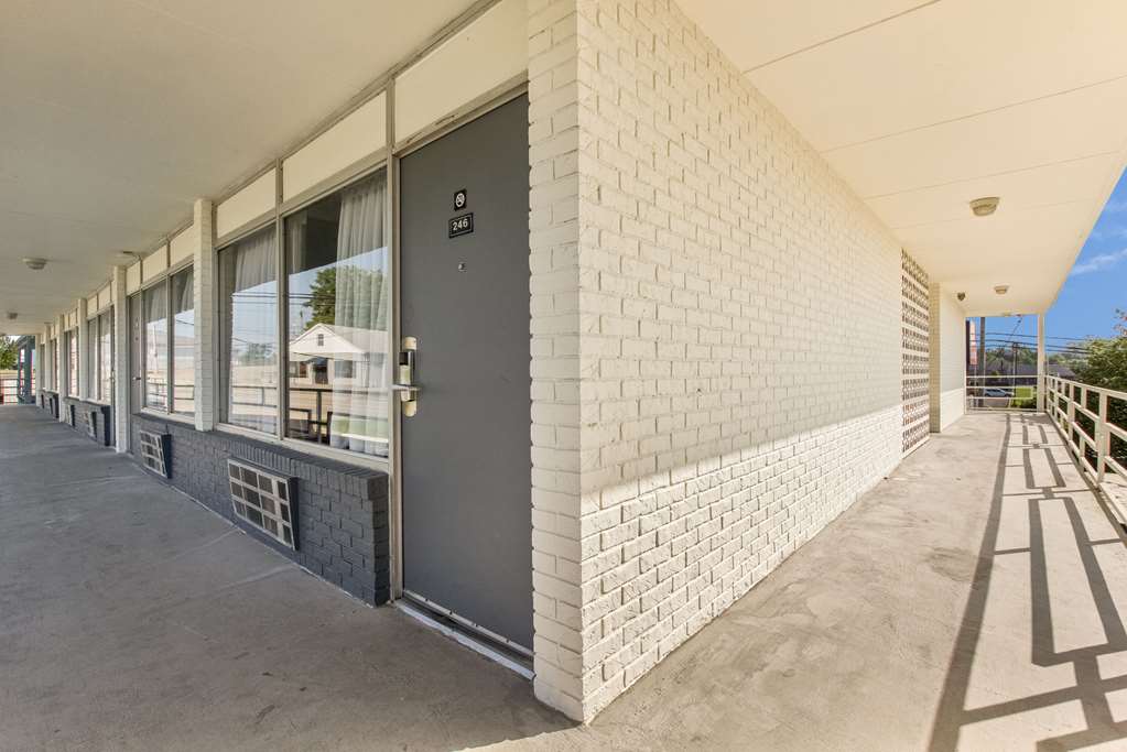 Econo Lodge Fort Knox - photo 3