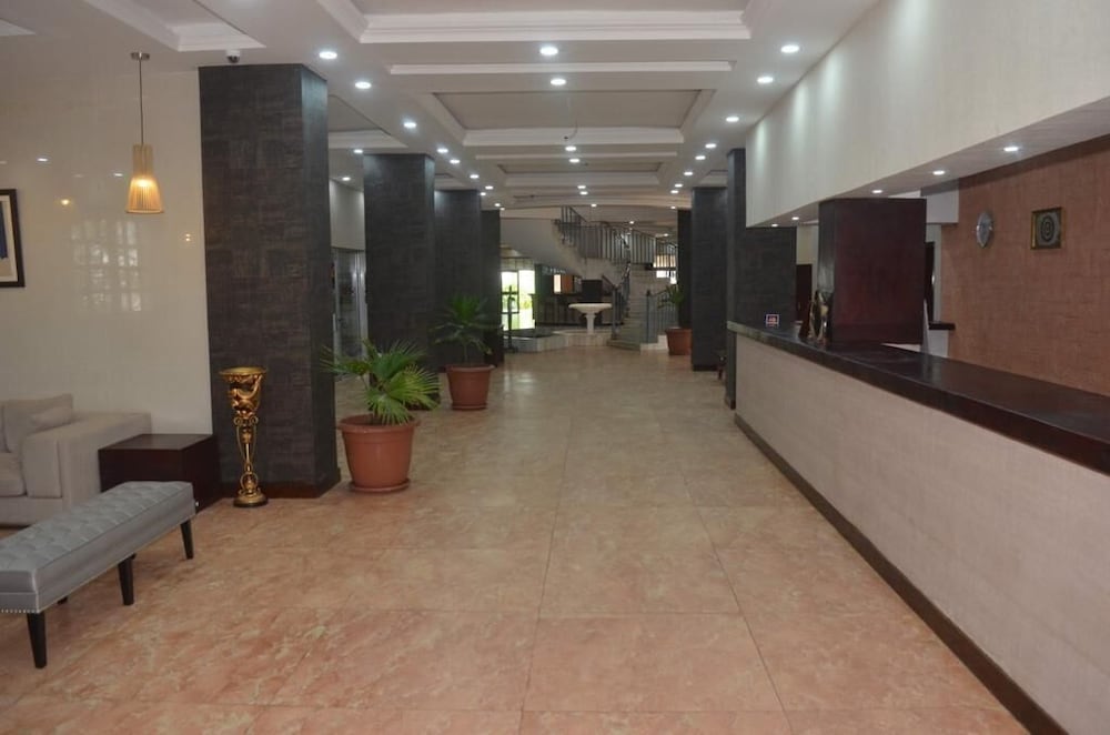 Hotel Mariador Palace — Conakry