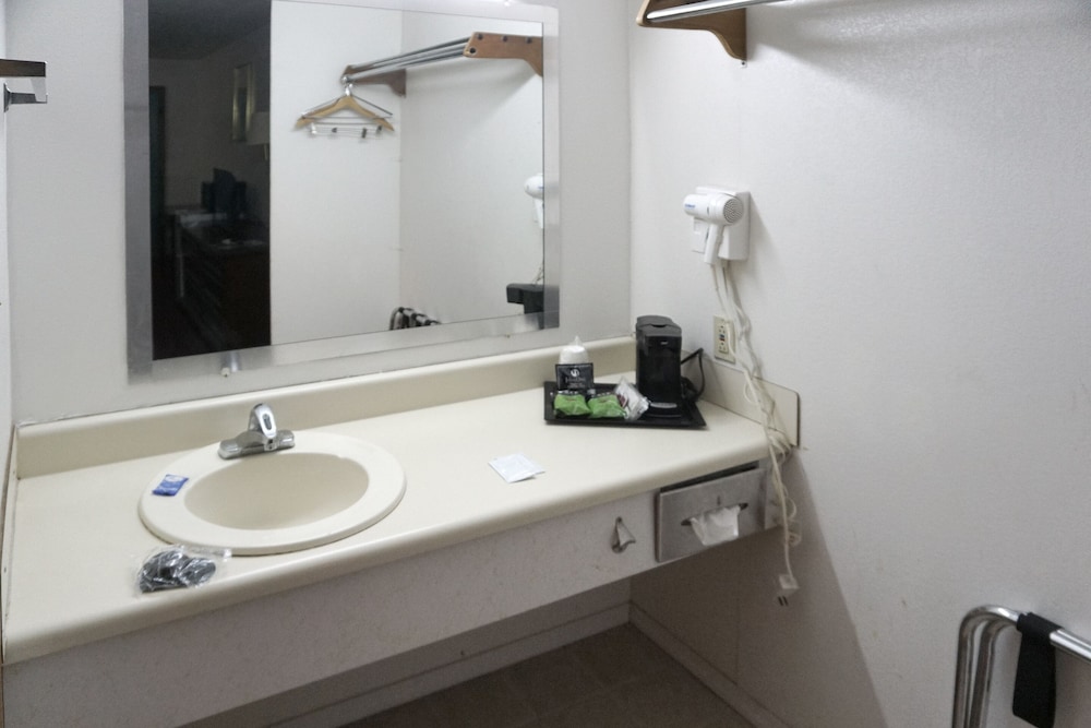 Oyo Hotel Altus N Main St - photo 20