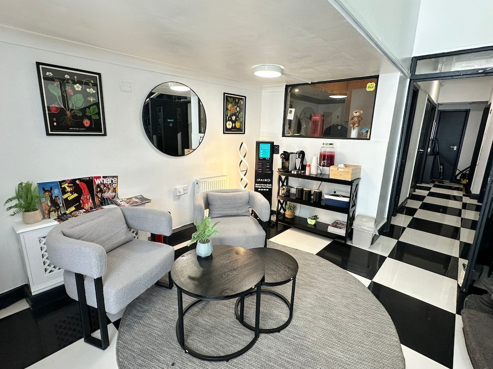 Amsterdam Hotel