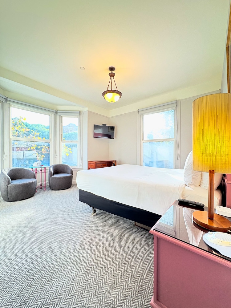 The Grove Inn - photo 15
