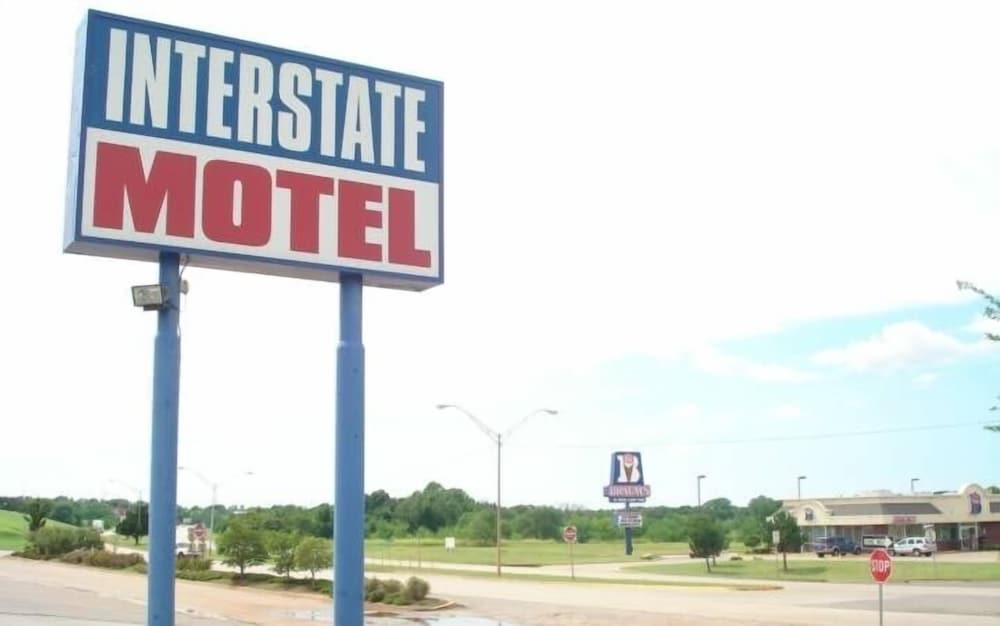 Interstate Motel Guthrie - photo 20