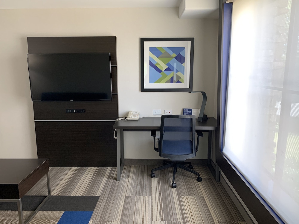 Holiday Inn Express Hotel & Suites El Dorado Hills - photo 23