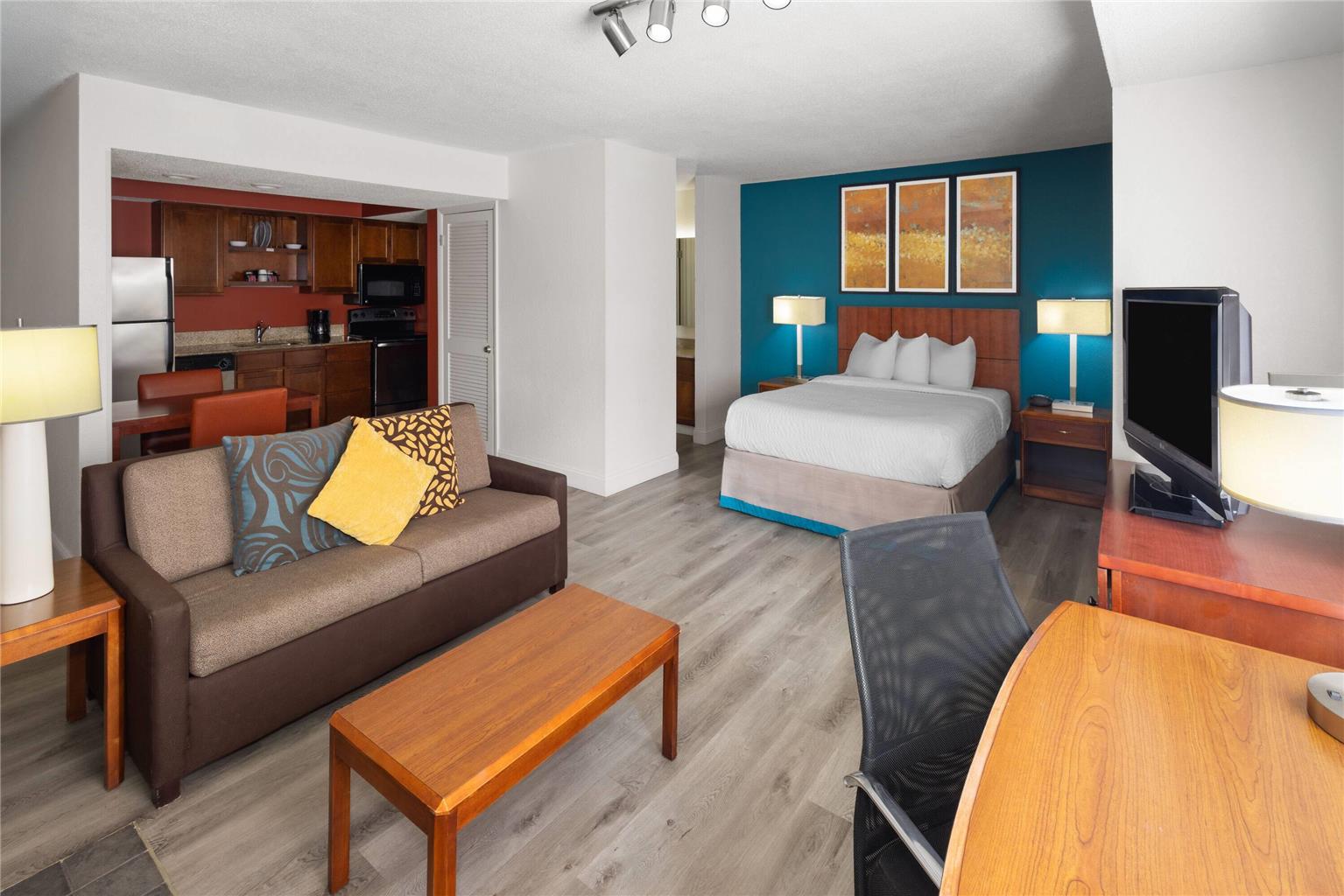Hawthorn Suites by Wyndham Vienna Tysons Corner - photo 21