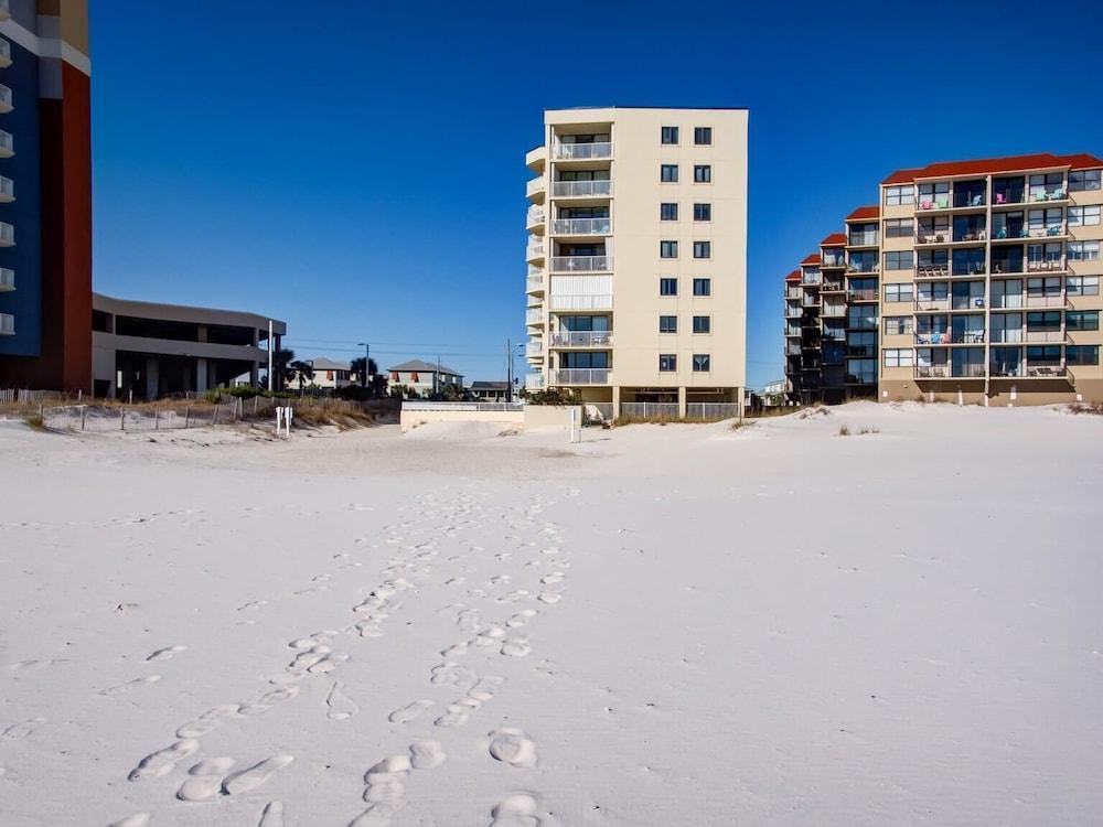 Whaler 4B by Vacation Homes Collection - photo 2