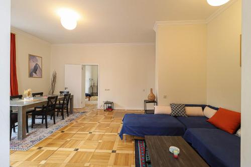 3BR Central and Spacious Apt Vera by Wehost