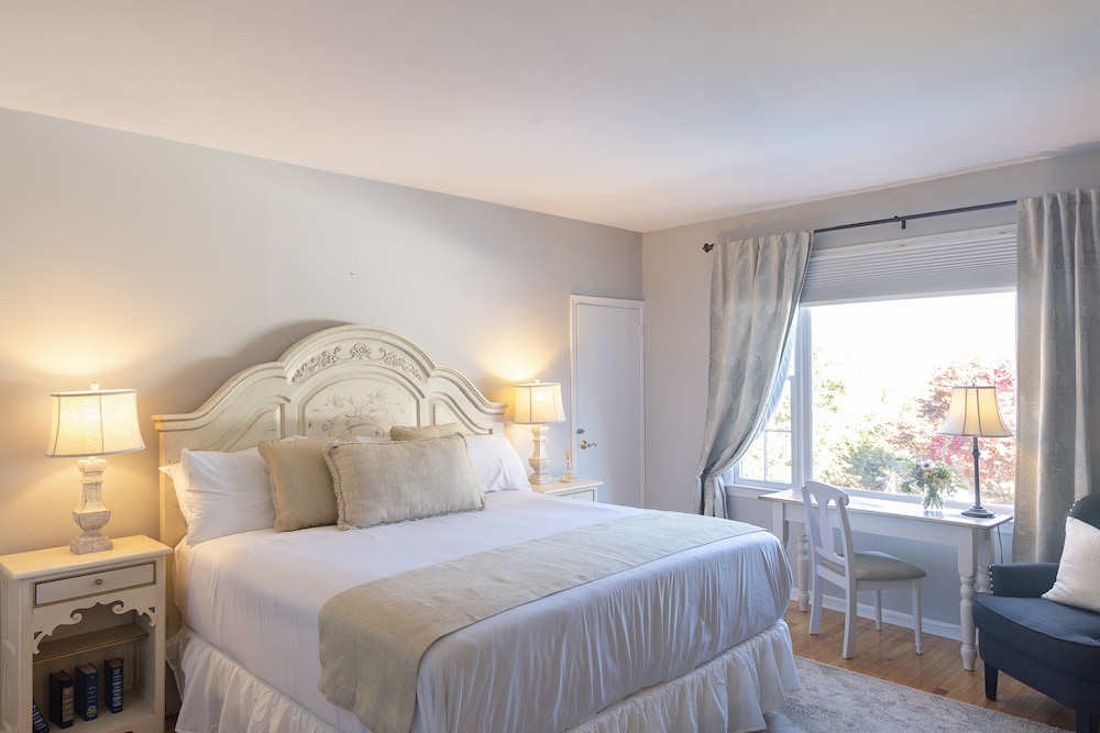 Crabtree's Kittle House Restaurant & Inn - photo 5