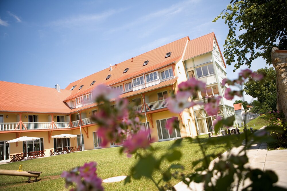 JUFA Hotel Nördlingen — hotel in Noerdlingen