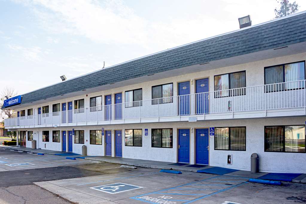 Motel 6 Porterville CA - photo 8