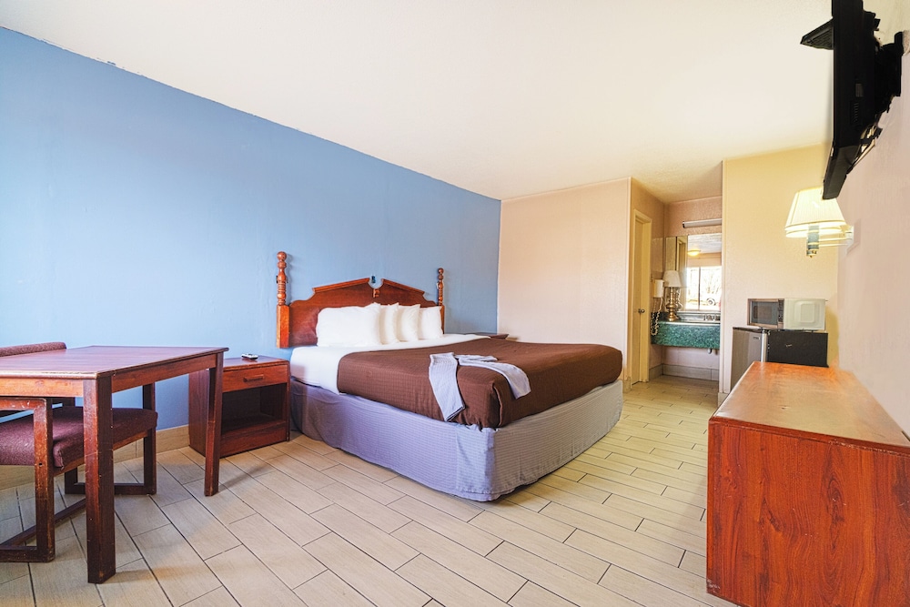 Regency Inn Three Rivers I 37 - photo 11