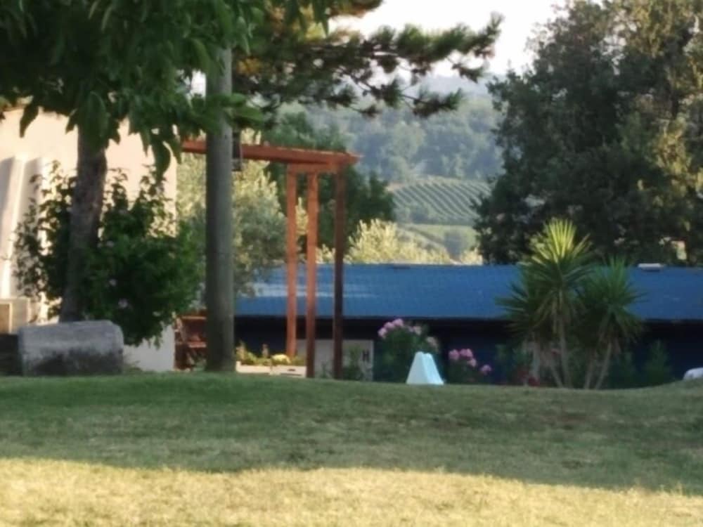 Il Giardino fra gli Ulivi — hotel in Torino Di Sangro