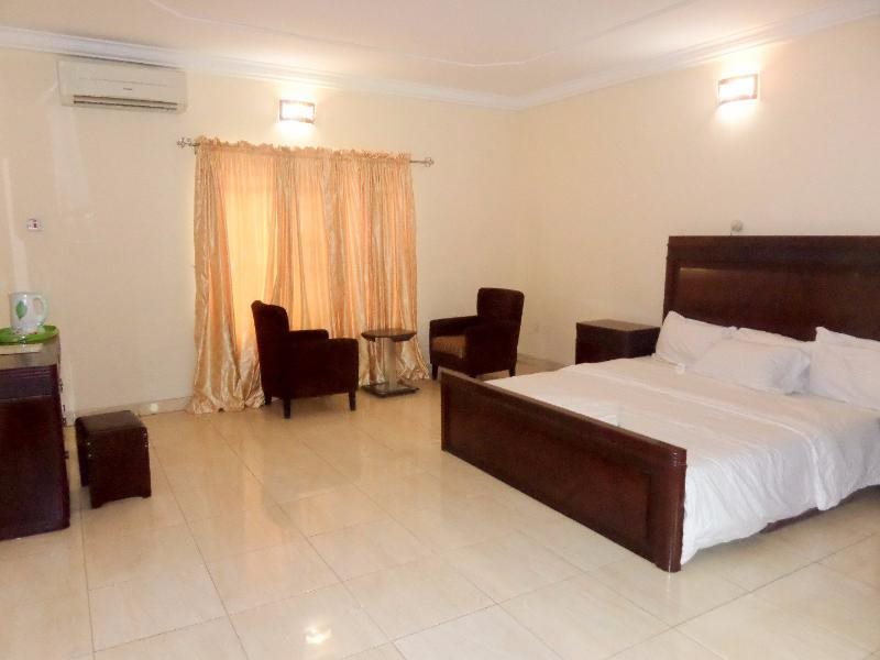 Emars Hotel & Suites — Lagos — photo 2