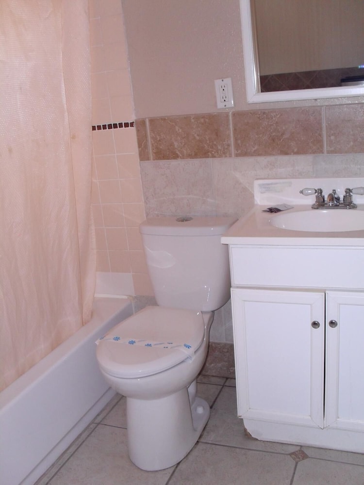 Budget Inn Boron - photo 15