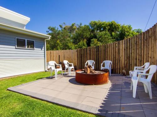 Spinnaker I Family Getaway I 2mins Walk to Beach — hotel in Culburra Beach