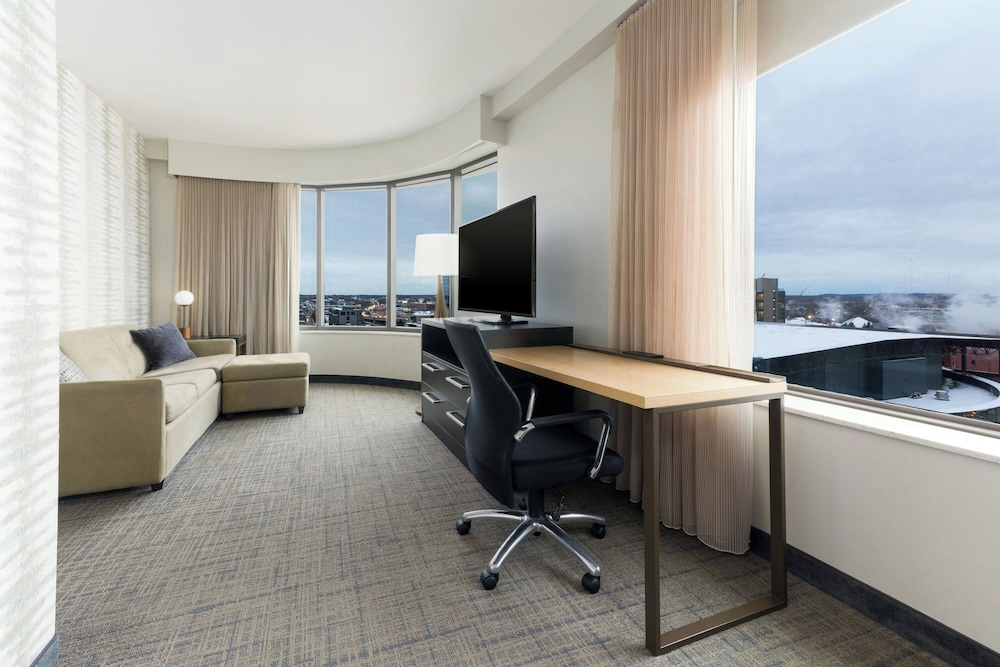 Residence Inn by Marriott Grand Rapids Downtown - photo 43