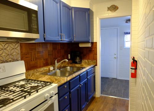The Tides Inn - photo 25