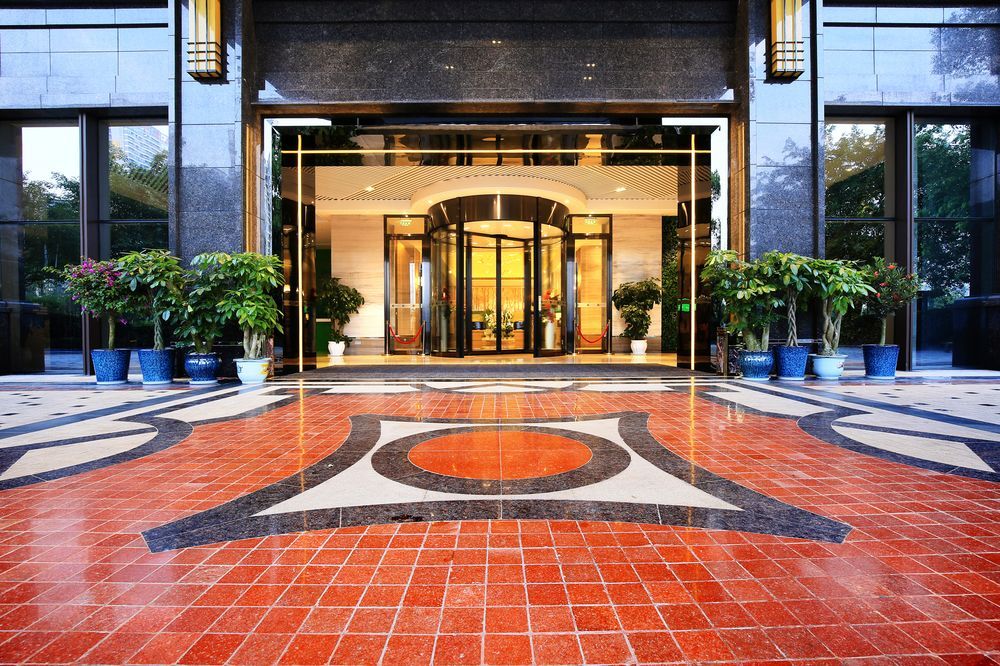 Chengdu Cannes Holiday Inn Hotel - carbon neutral hotel in Dongsheng