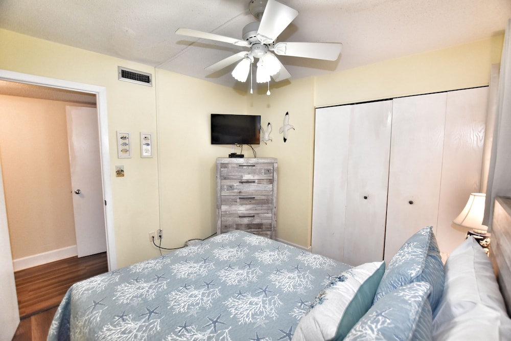 0112 Waters Edge Resort condo - photo 8