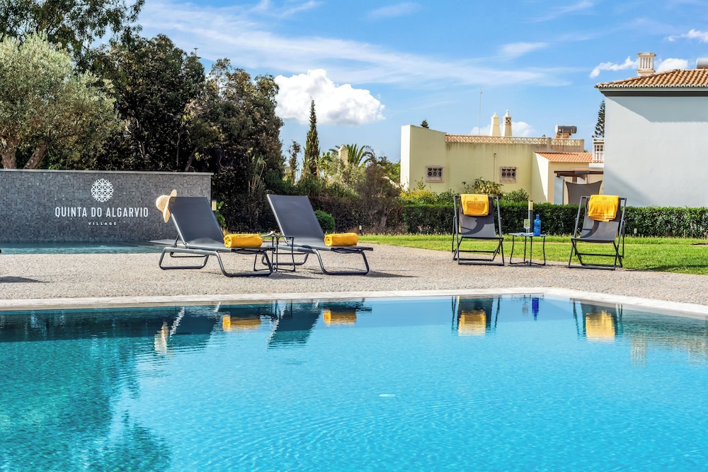 Quinta do Algarvio — 4-Star Luxury Hotel in Lagoa, Portugal