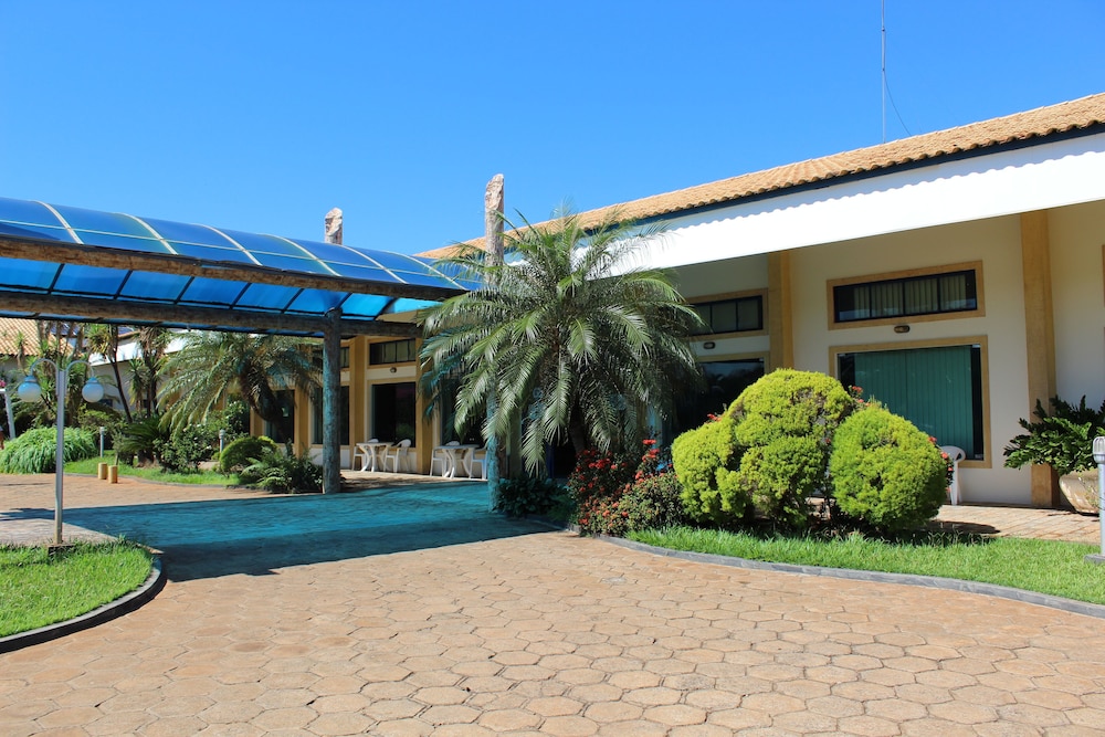 Grandes Lagos Park Hotel — hotel in Jales