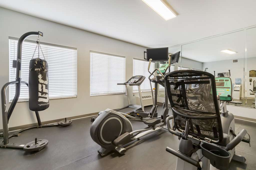 Best Western Medical Center North Inn & Suites Near Six Flags - photo 49