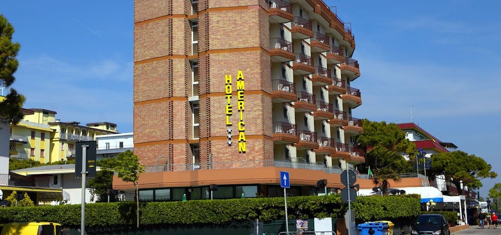 Hotel American — hotel in Iesolo