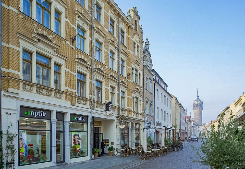 Boutique Hotel Schwarzer Baer — hotel in Wittenberg