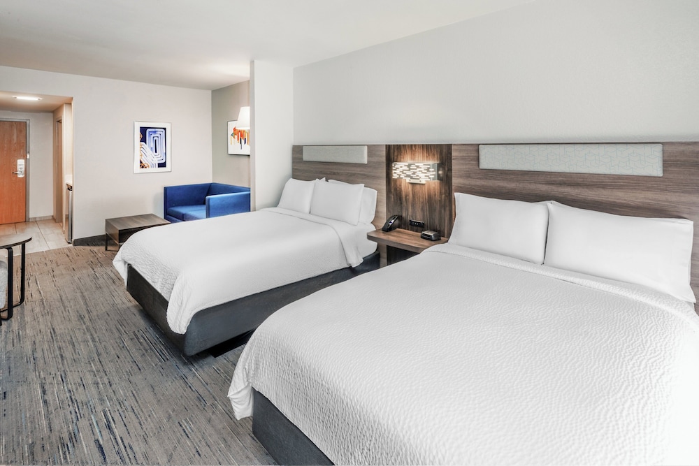 Holiday Inn Express & Suites Vicksburg by IHG - photo 18